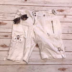 White Bermuda cotton shorts